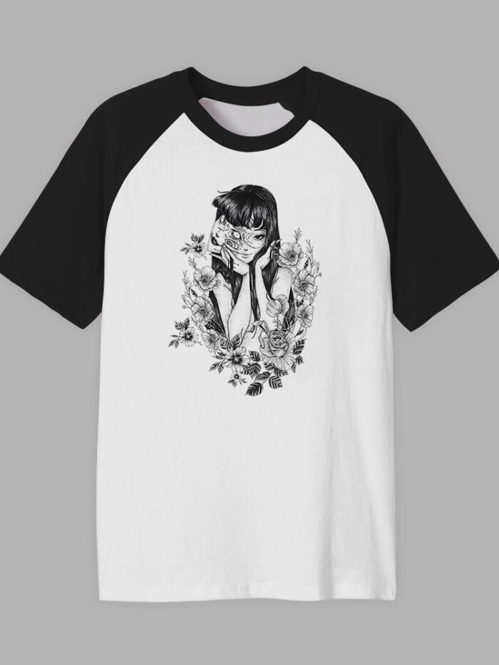 Tomie | Camiseta manga negra | Junji Ito