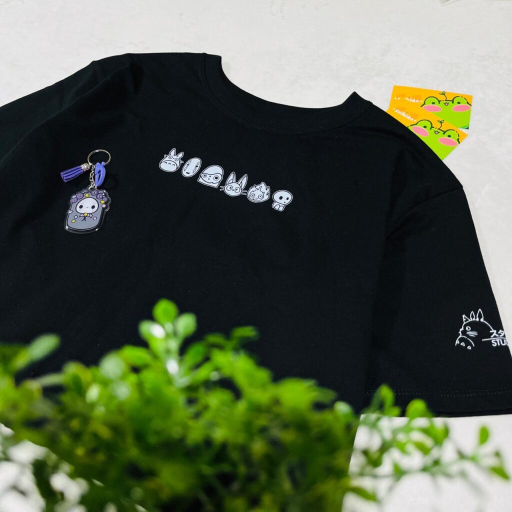 Ghibli faces | Croptop oversize | Ghibli - Imagen 3