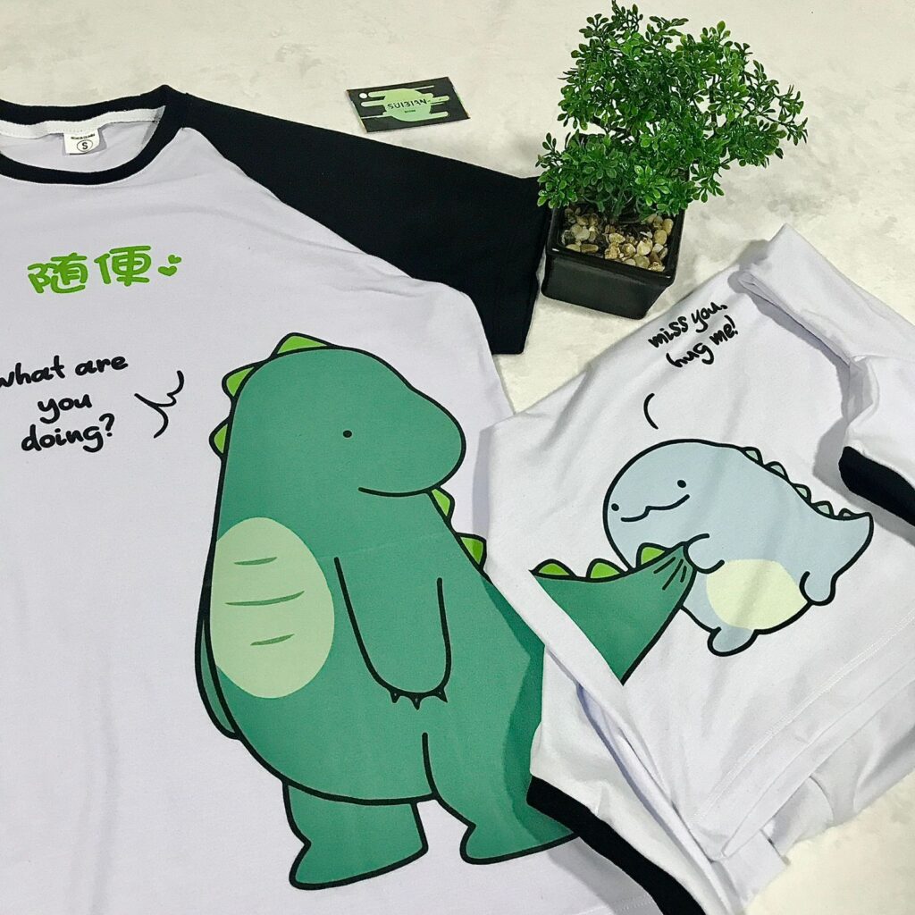 Dino grande | Camiseta para DUOS | Parejas - Imagen 2