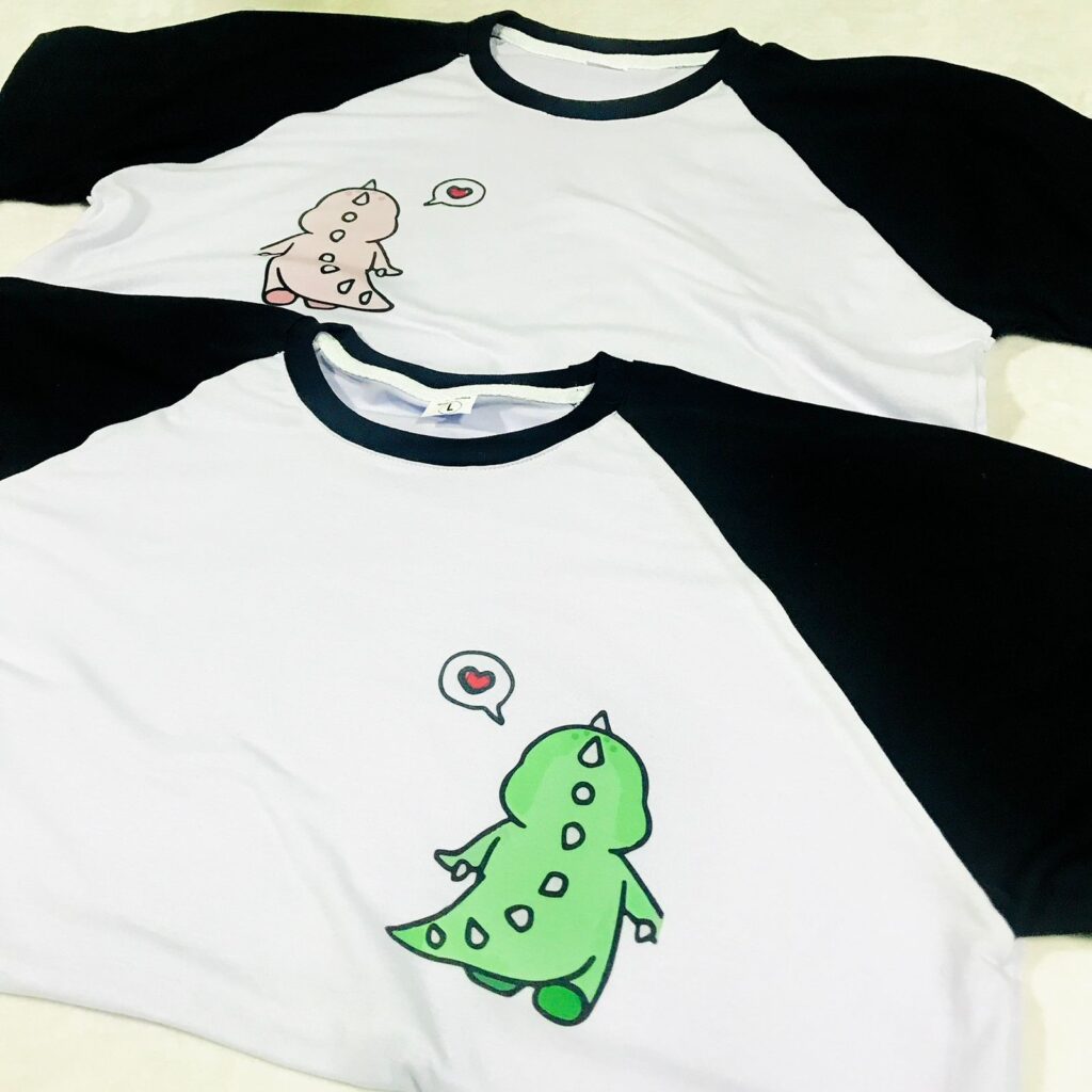 Dino love rosa | Camiseta para DUOS | Parejas - Imagen 2