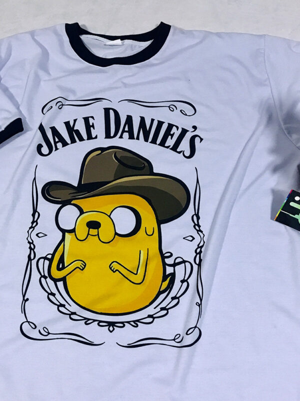 Jake Daniels | Camiseta borde negro | Hora de aventura