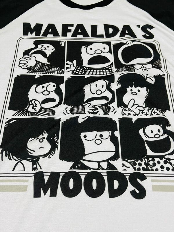 Mafalda's Moods | Camiseta manga negra | Snoopy & Mafalda