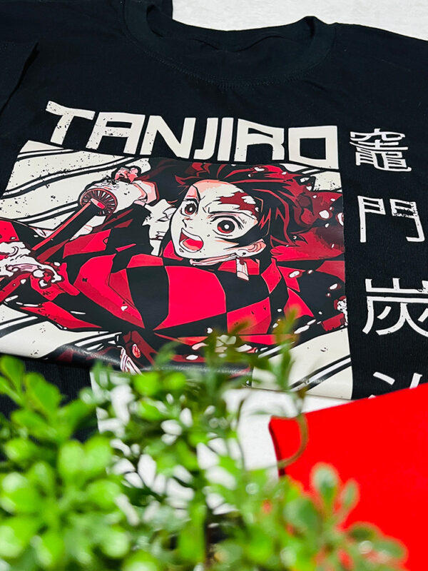 Tanjiro vintage | Camiseta negra | Kimetsu no Yaiba
