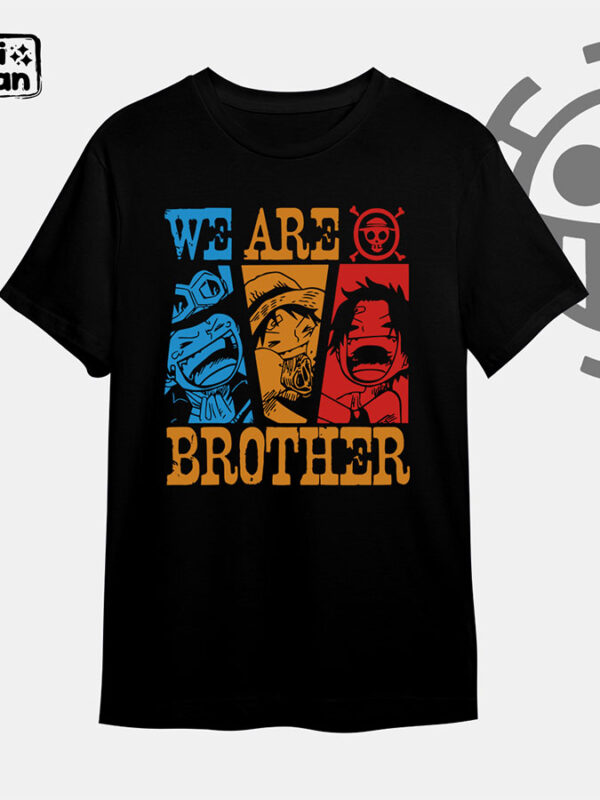 We are brothers | Camiseta | One piece